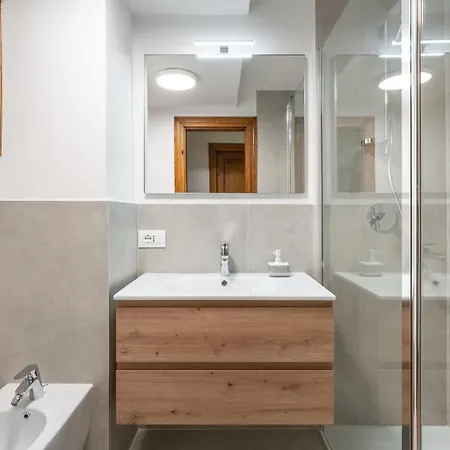 Lägenhet Cozy 3 Bedroom With Access To Garden Cortina dʼAmpezzo