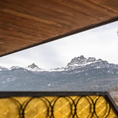 Cozy 3 Bedroom With Access To Garden * Cortina dʼAmpezzo